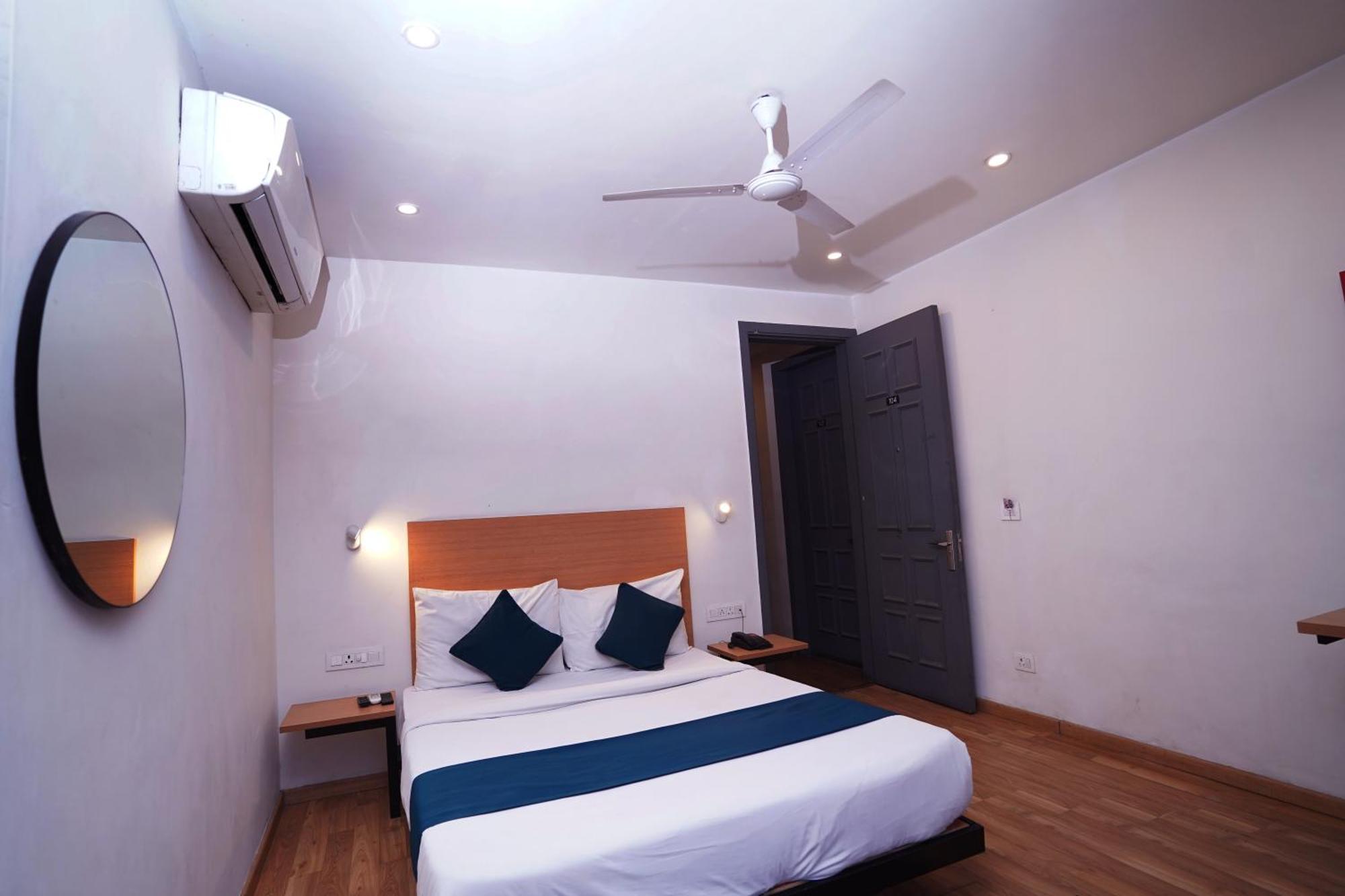 Hotel Mira Residency- Outer Ring Road, Paschim Vihar Delhi  Esterno foto