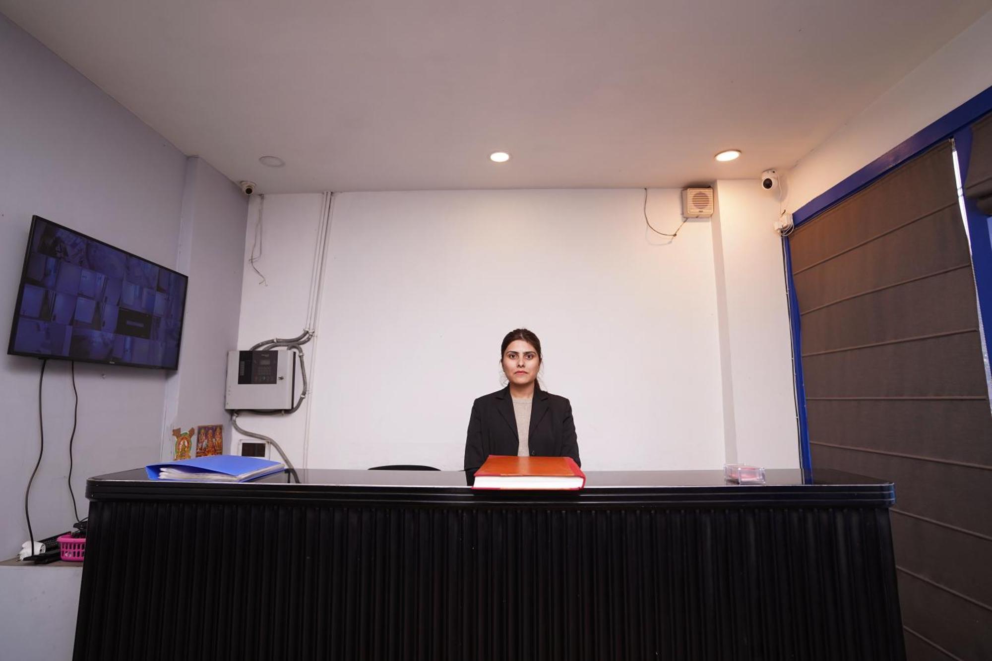 Hotel Mira Residency- Outer Ring Road, Paschim Vihar Delhi  Esterno foto
